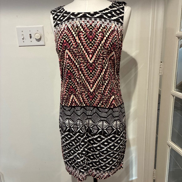 Dept Dress - Picture 1 of 3